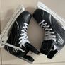 Ice skates Image 4
