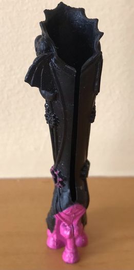 Monster High Drewbecca Boot (1 only)
