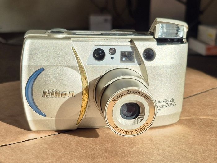 Nikon Lite Touch compact zoom 35mm