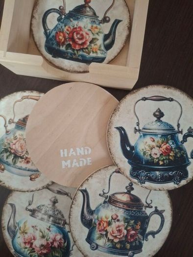 Set of 6 Wooden Coasters in a Box