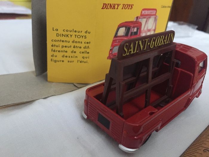 Dinky No. 564. Renault Glazier's van. Mint in box. New.