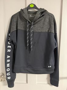 Under Armour Hoodie. Size L