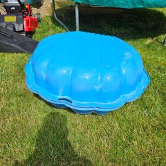 Sandpit/Paddling Pool