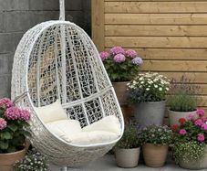 Egg Swing  Add Style & Comfort to Your Garden