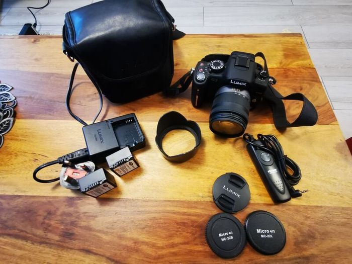 Panasonic G2 (14-42mm) digital mirrorless camera for sale
