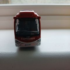 model bus