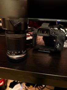 Canon Eos R10