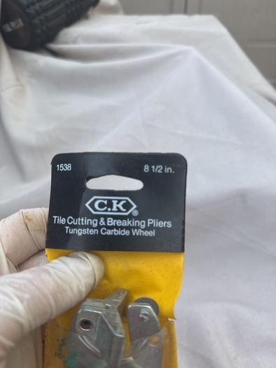 tile pliers