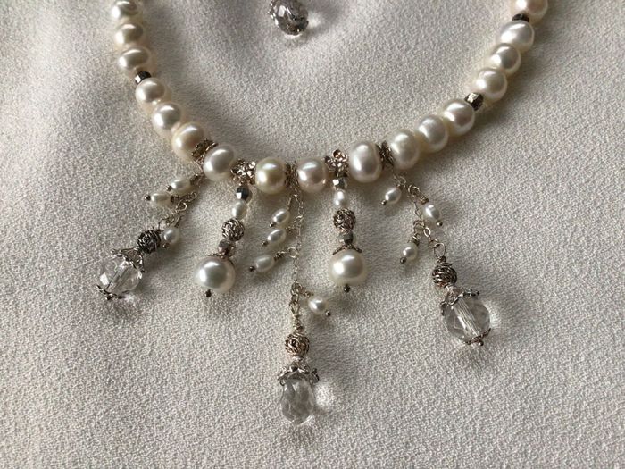 Brand New Sterling Silver and Freshwater Pearl Necklace and matching Earrings
