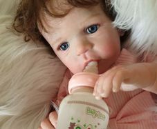 Reborns By Laura.  Introducing Annie.  Heavy, Weighted Reborn Doll