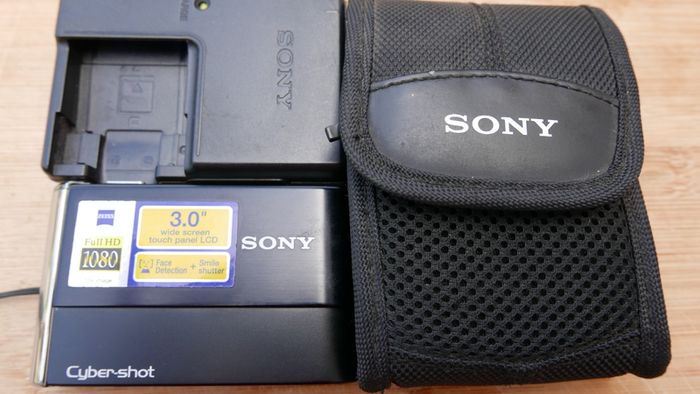 Sony Digital Camera Cybershot DSC-T70 8.1MP Black Tested