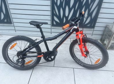 Boys bike