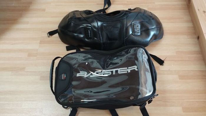 Triumph Tiger Tank Cover and Tank Bag.