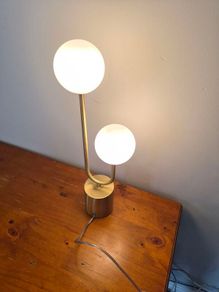 Desk lamp