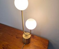 Desk lamp