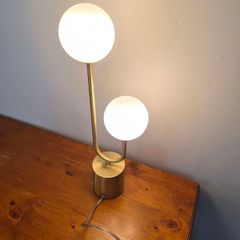 Desk lamp