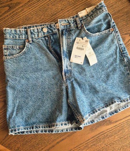 New Zara denim mom shorts (with tags)