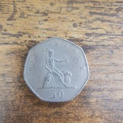 Great Britain UK 1981 50 New Pence/50p Elizabeth II Coin - free standard postage