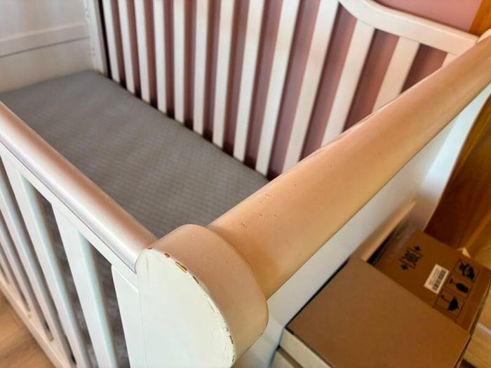Cot / bed