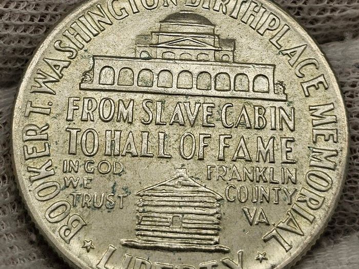 USA United States Silver 1951 Booker T. Washington Half Dollar Beautiful Uncirculated