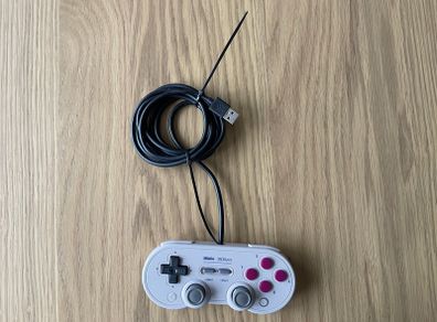 8BitDo SN30 Pro USB gamepad