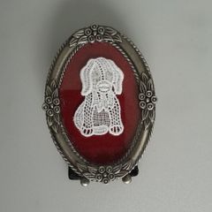 PICTURE - Frame - Small Lace Dog