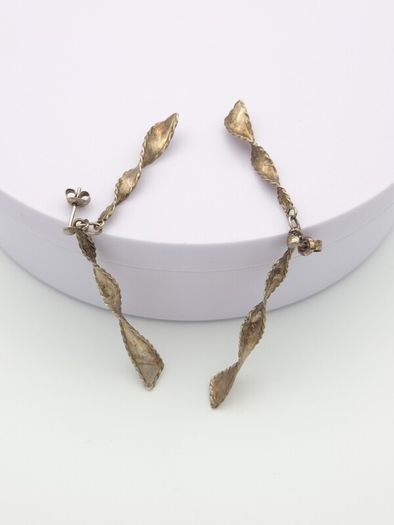 Vintage 925 Sterling Silver Twisted Leaf Stud Earrings