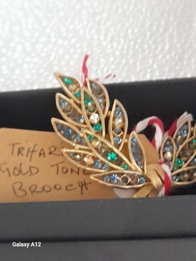 vintage brooch