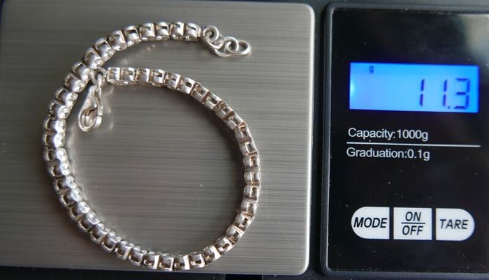 Vintage Sterling Silver 925 Round CZ Tennis Bracelet length 8" - 11,3g