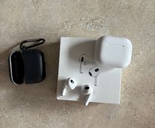 Airpods 3rd Gen on ear case