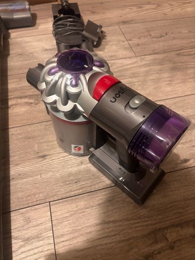 Dyson V8 New Model