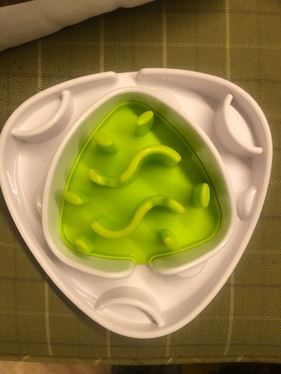 Interchangeable Go slow feeder bowl
