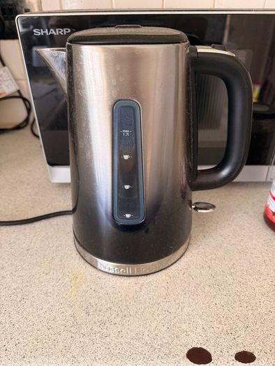 Toaster and kettle