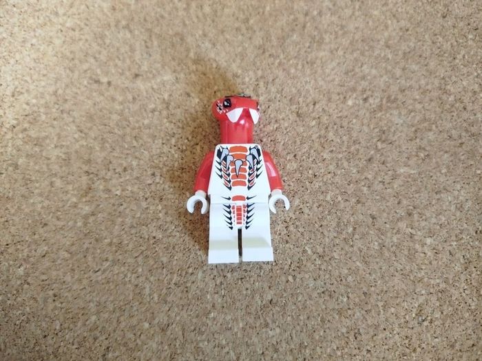 Lego Ninjago 9567 Fang-Suei