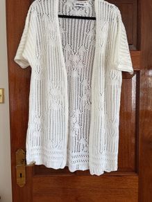 Cardigan  - Size M (3/4 Length) White