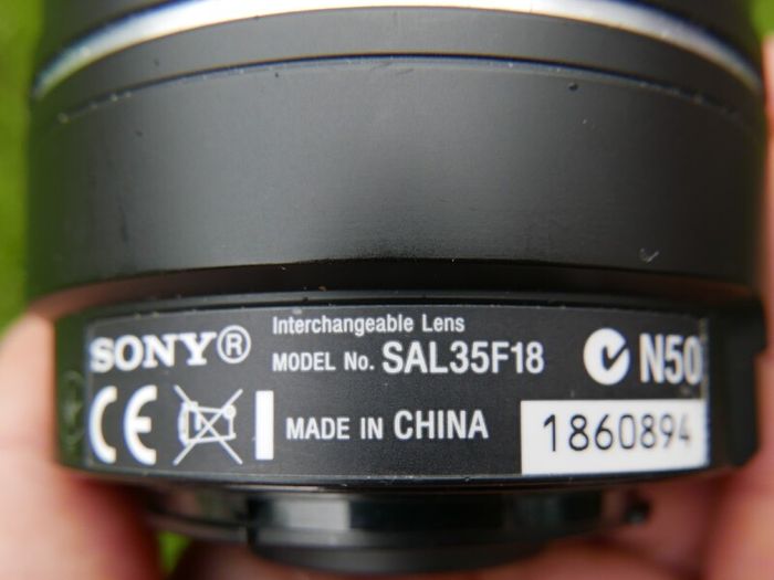 Sony SAL-35F18 DT 35mm f/1.8 Lens