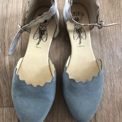 Ladies'  shoes Fly London flats