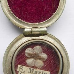 Rare Antique Religious Catholic Relic Reliquia of Saint Maria Goretti Catholic relic of S. Maria Gorgetti medallion charm pendant