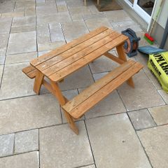 kids picnic bench