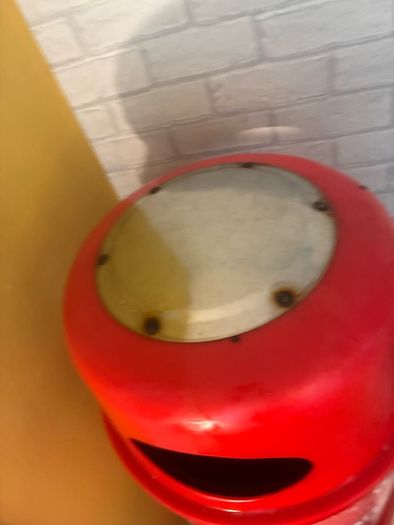 Retro HB commercial bin
