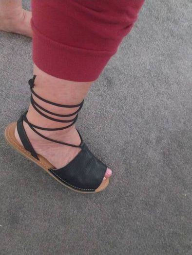 leather Strappy sandals