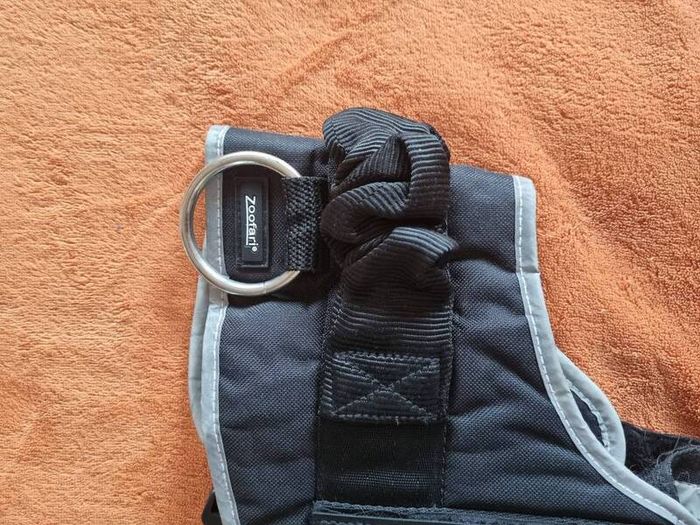 Like new dog harness with no strain on the neck