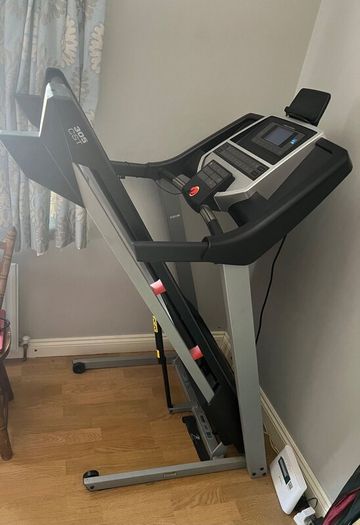 ProForm 305 CST Treadmill  Excellent Condition