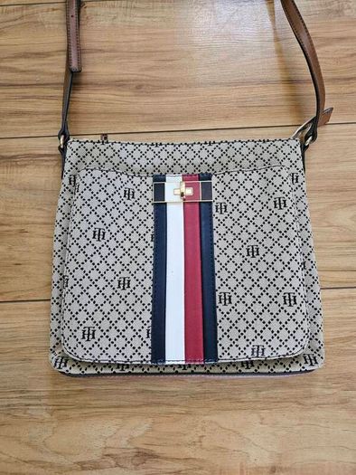 Tommy Hilfiger Crossbody Messenger Bag