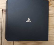 PlayStation 4 Pro 1tb