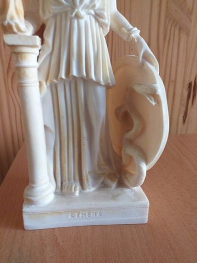 Stunning Statue.