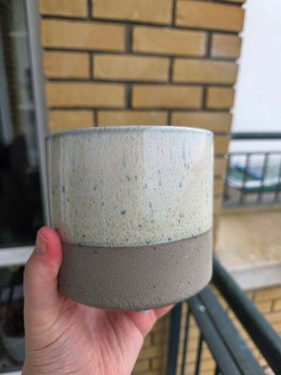 Plant pot