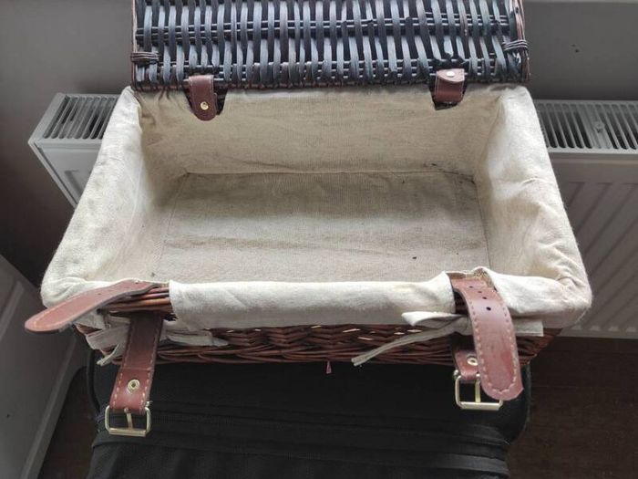 Beautiful Wicker Picnic Basket