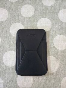 Moft MagSafe wallet