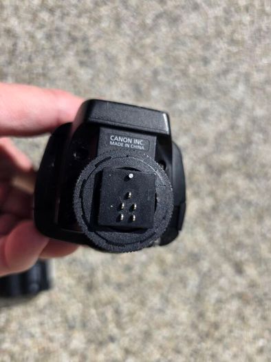 2 x Camera Speedlite/Flash Units (Nikon, Canon) Free Post